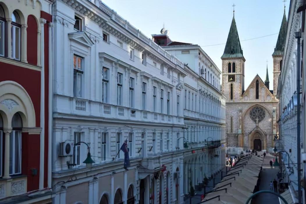 2Bdr Apt With Cathedral View - Excellent Location Apartment Sarajevo Luaran gambar